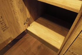 Шкаф для белья «Пилигрим» (Дуб Каньон светлый, Фон серый) в Покровске - pokrovsk.katalogmebeli.com | фото 5